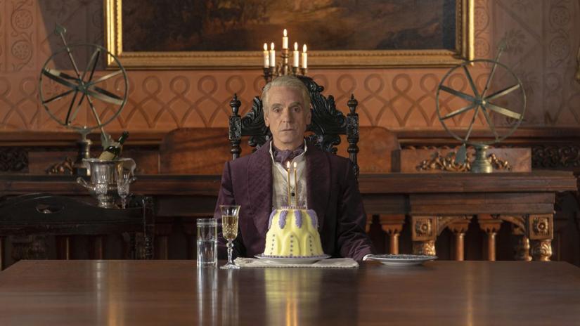 htop10bo-watchmen-jeremy-irons-adrian-veidt-ozymandias.jpg